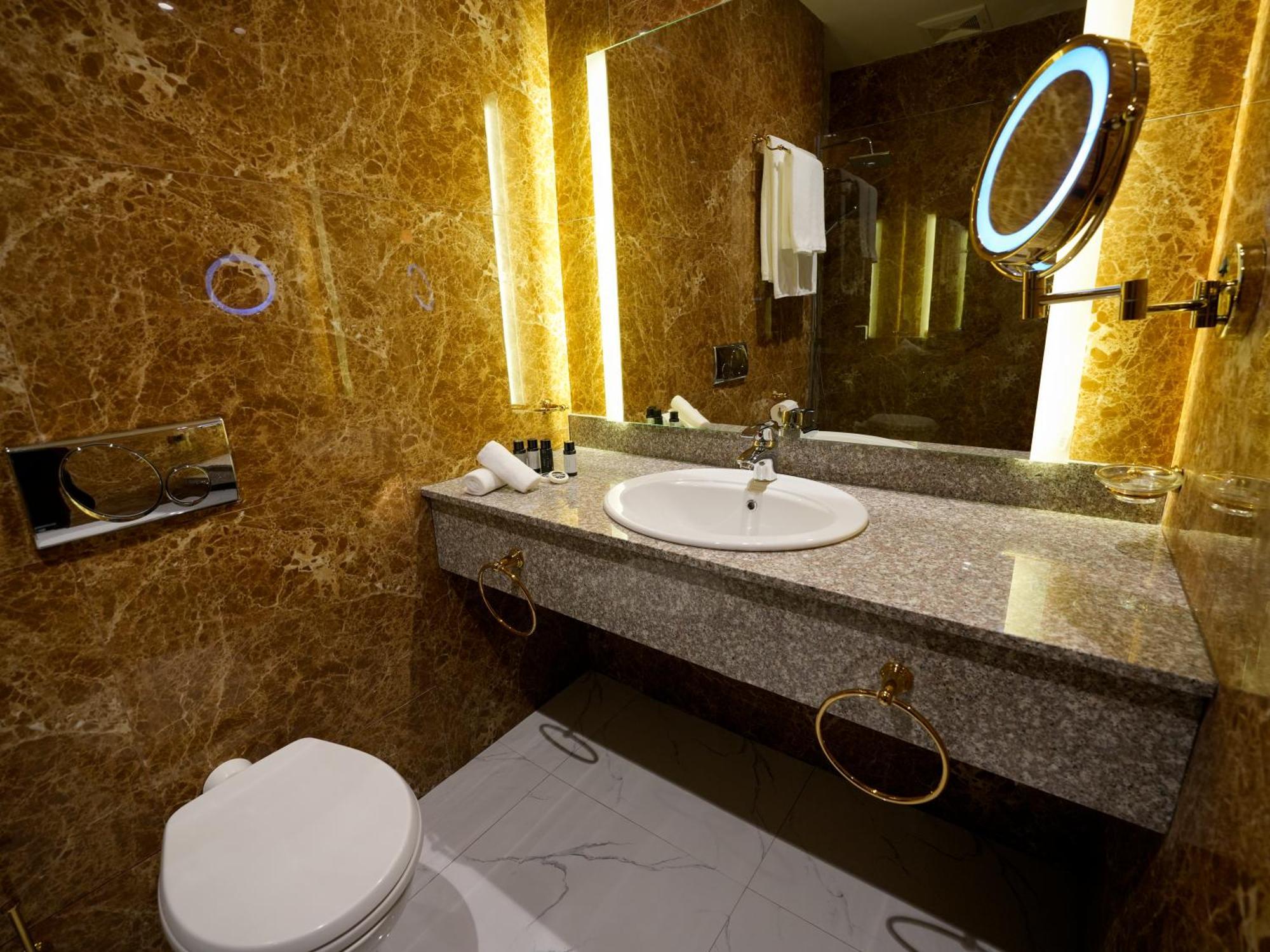 Eighty Eight Deluxe Hotel & Spa Цахкадзор Екстер'єр фото